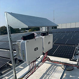 Invertterin suojateline